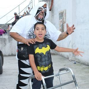 Meet your Posher, Cazadores